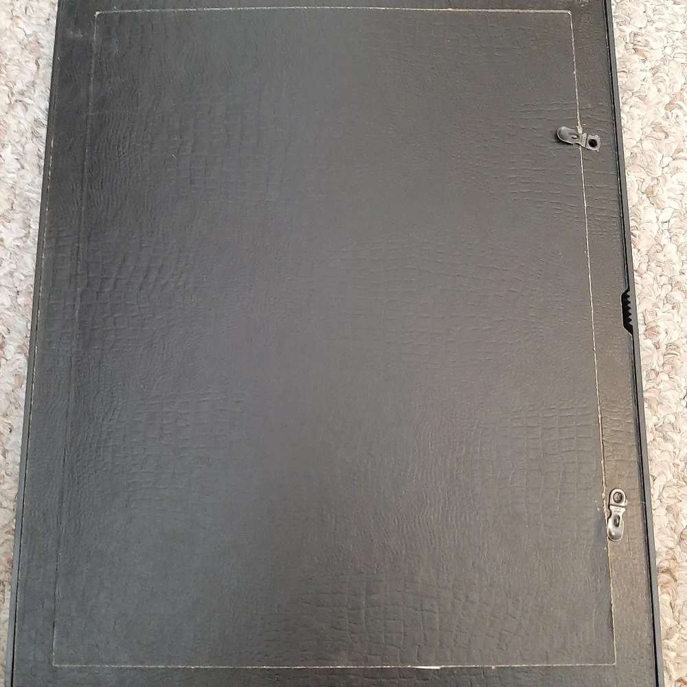 Black plastic 8.5 ×11